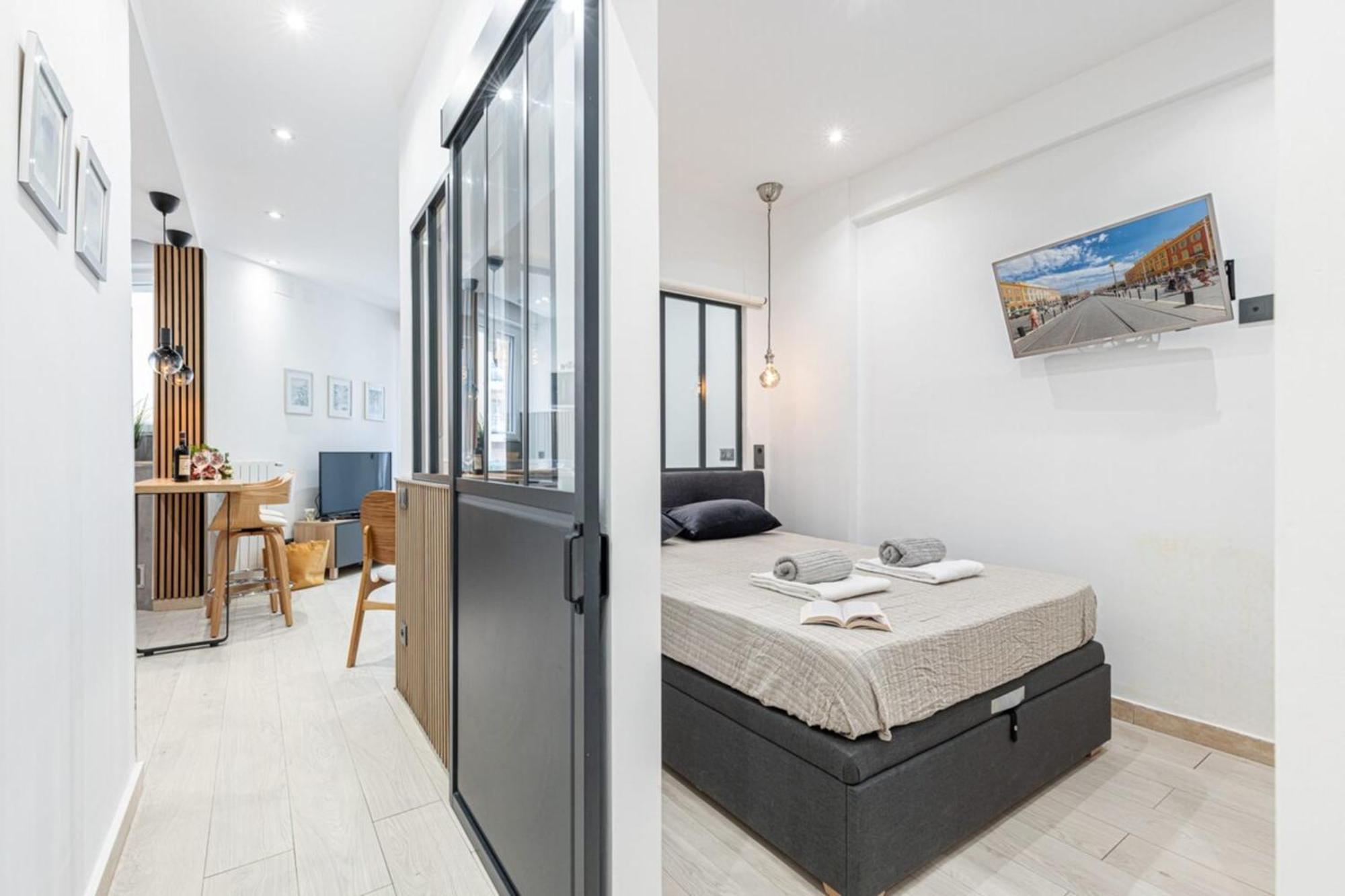 Smolett - Superb Studio Suite Downtown W Ac * Nice